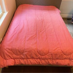 Marimekko Pink/White Speckled Twin Comforter